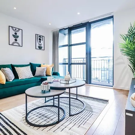 Stylish London 1 Bed Flat - 5 Mins From Canary Wharf Exterior photo
