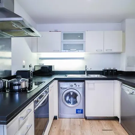 Stylish London 1 Bed Flat - 5 Mins From Canary Wharf Exterior photo