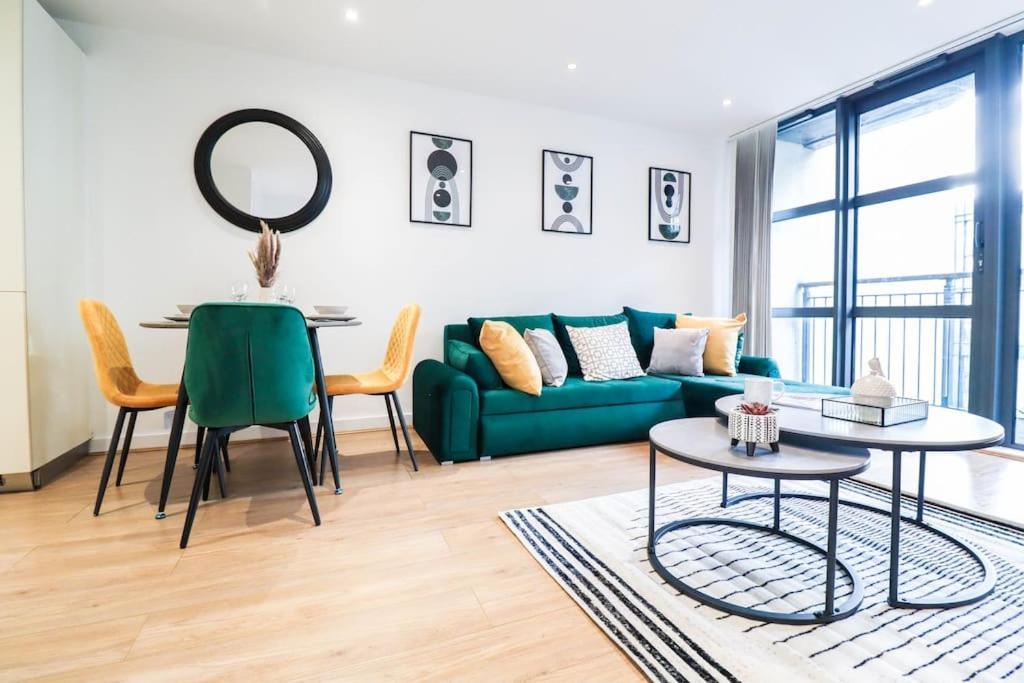 Stylish 1 Bed Flat - 5 Mins From Canary Wharf
